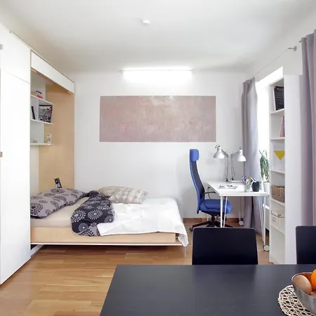 Designed By Architect - Cool Place To Stay For Travelers Prag